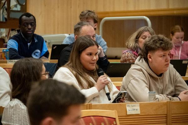 Lenke til artikkel: Ungdom får ordet om framtidens Troms